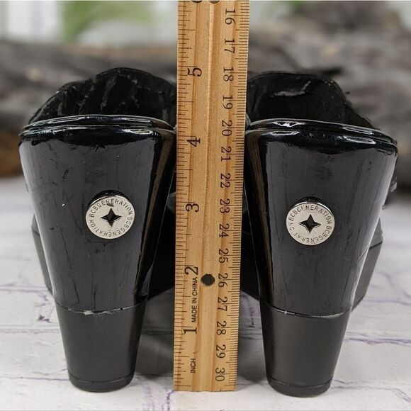 BCBGeneration Black Patent Leather Queenie Platform Wedge Thong Sandals - Picture 5 of 10